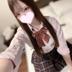 久しぶりに制服で写真撮った!