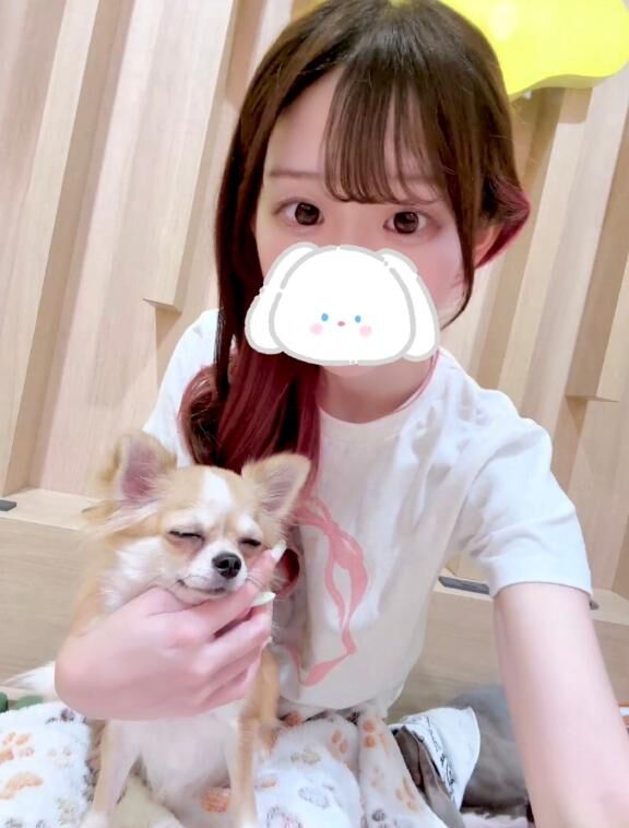 今日は12:00-19:00出勤！おまちしてます！