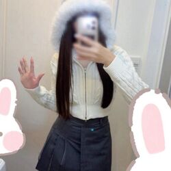 謎のポーズ