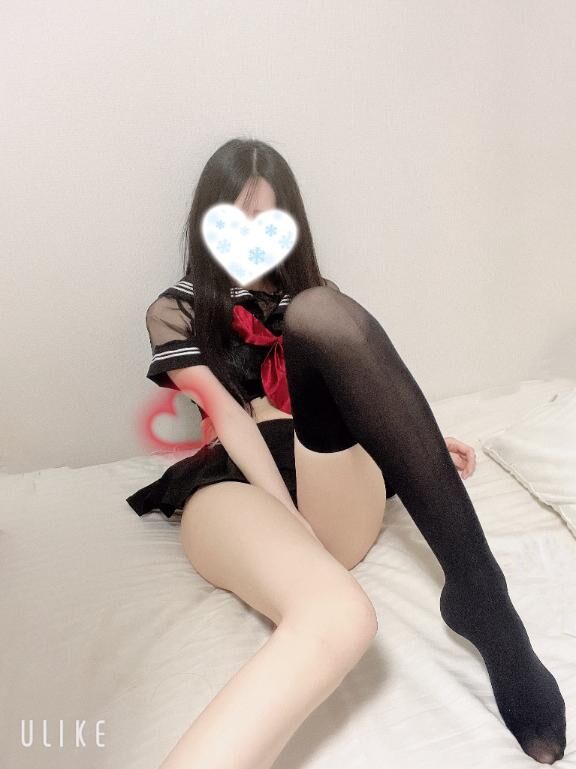 脱ぎかけ写真です