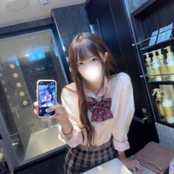 ぺこっ