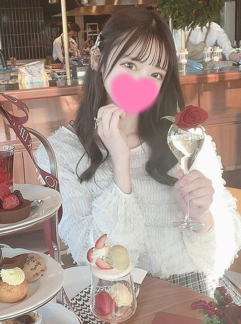 秋山あずさ